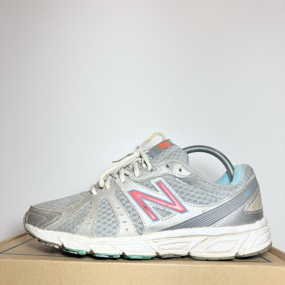 New Balance 450v2 Women Size 8.5 Grey Salmon Blue Athletic Running Shoes Sneaker